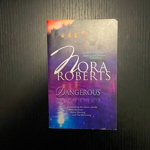 Nora Robert’s - Dangerous